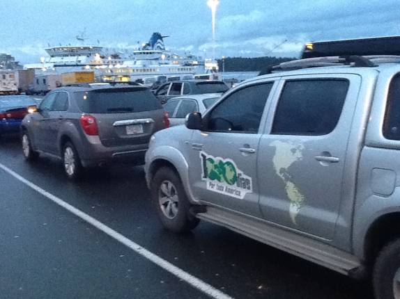 Embarcando no ferry de Victoria para Vancouver, na British Columbia, no Canadá